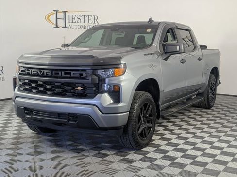 Used 2024 Chevrolet Silverado 1500 Custom image 4