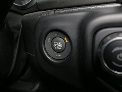 Used 2023 Jeep Wrangler Unlimited w/ Sun & Screen Package AWD/4WD image 30
