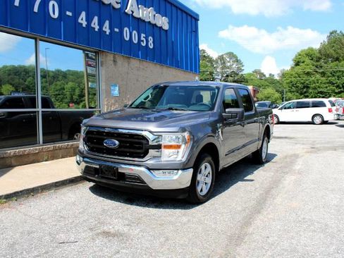 Used 2021 Ford F150 XLT image 3