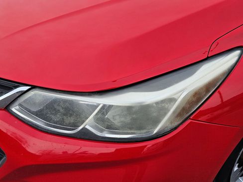 Used 2016 Chevrolet Cruze LS image 10