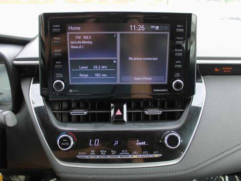 Used 2022 Toyota Corolla SE FWD image 12