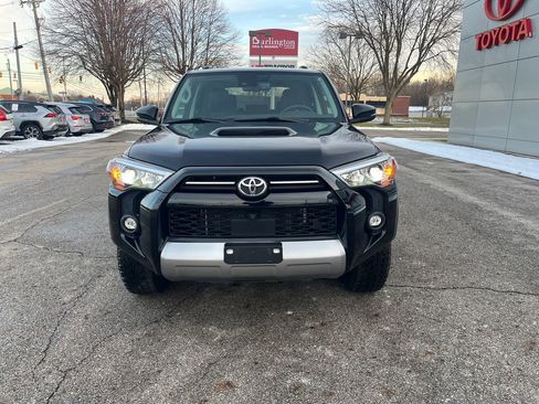 Used 2023 Toyota 4Runner TRD Off-Road Premium image 8