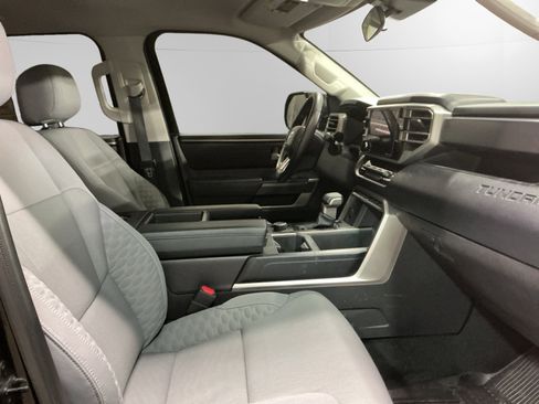 Used 2024 Toyota Tundra SR5 w/ SR5 Convenience Package image 15