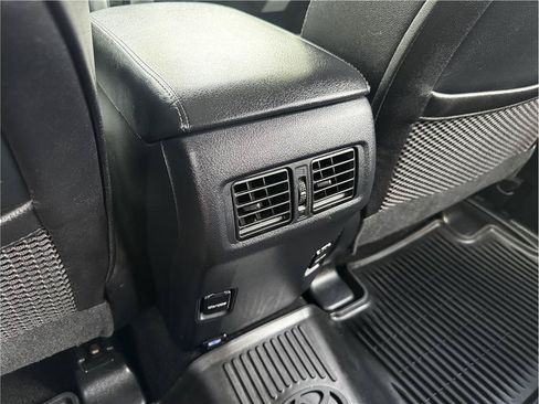 Used 2018 Toyota 4Runner SR5 Premium AWD/4WD image 18