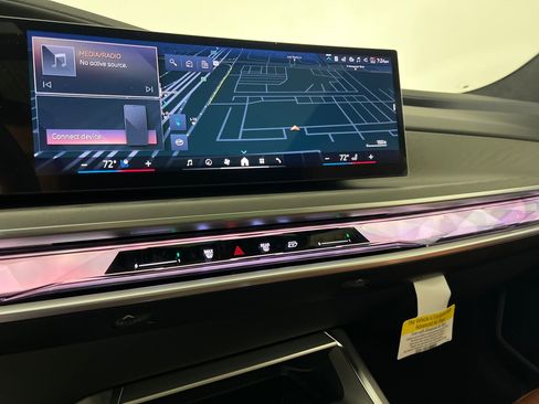 New 2026 BMW i7 eDrive50 w/ M Sport Package image 26