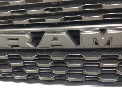 Used 2024 RAM 2500 Big Horn w/ Night Edition AWD/4WD image 34
