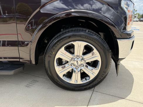 Used 2018 Ford F150 Lariat RWD image 9