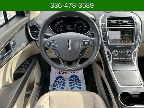Used 2017 Lincoln MKX Reserve image 13
