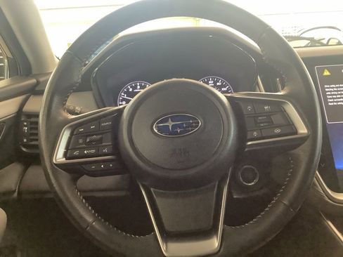 Used 2023 Subaru Outback Premium AWD/4WD image 9