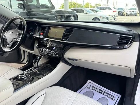 Used 2015 Kia K900 Luxury RWD image 49
