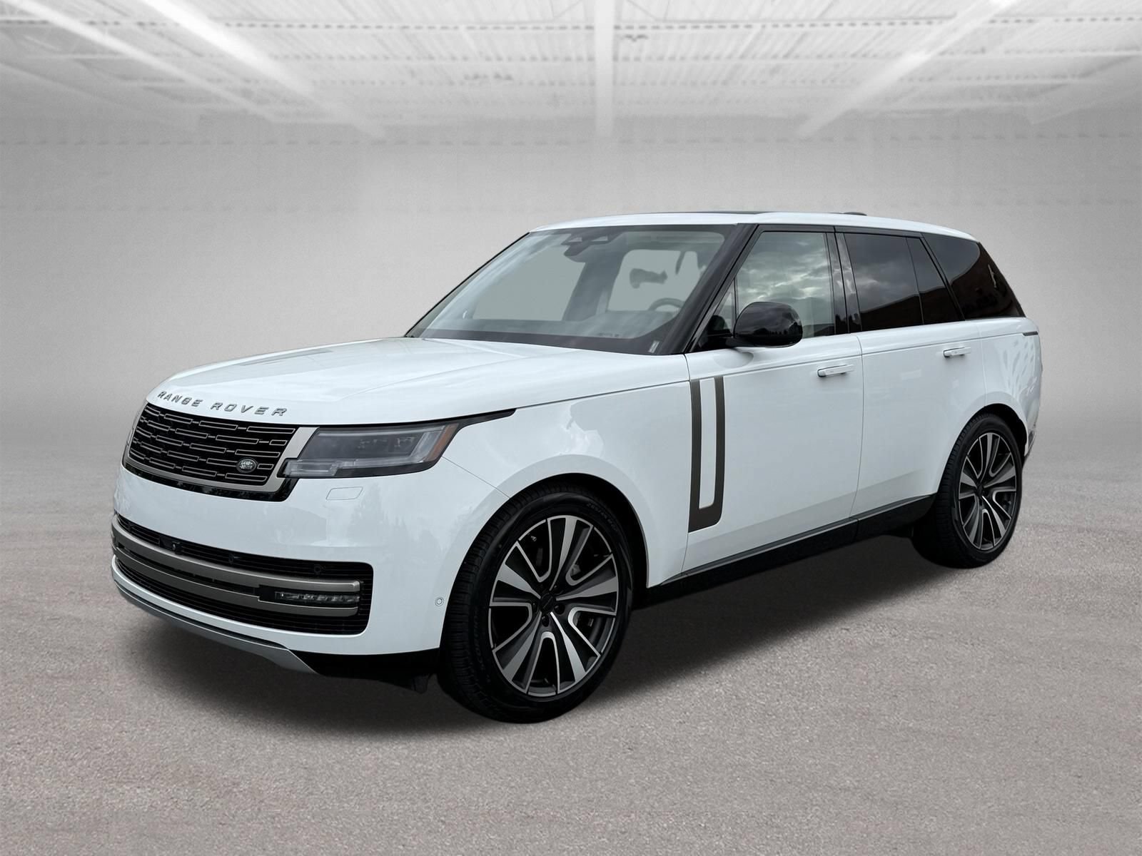 Certified 2025 Land Rover Range Rover SE AWD/4WD image 2