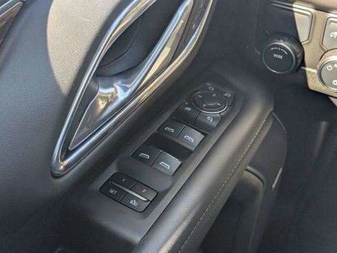 Used 2024 Chevrolet Tahoe Premier RWD image 22