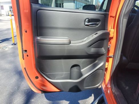 Certified 2025 Nissan Frontier PRO-4X w/ Pro Premium Package image 11