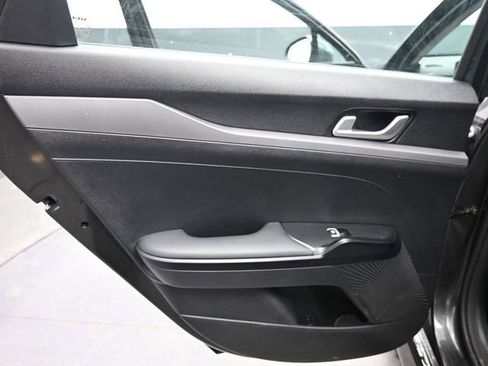 Used 2025 Kia K5 LXS image 33