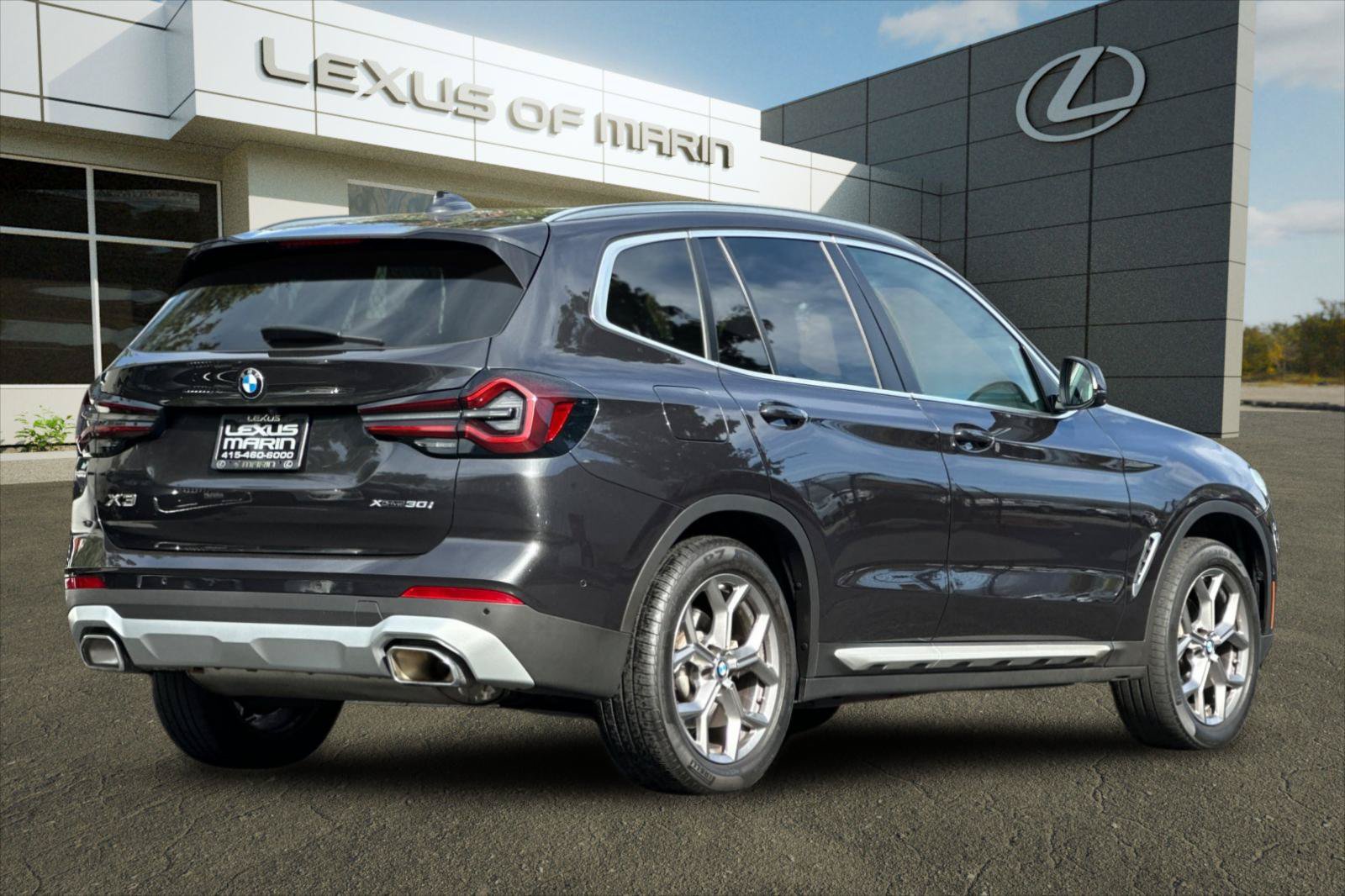Used 2024 BMW X3 xDrive30i w/ Premium Package AWD/4WD image 9