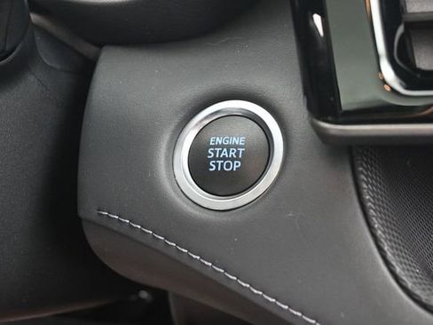Used 2021 Toyota Highlander Limited AWD/4WD image 21