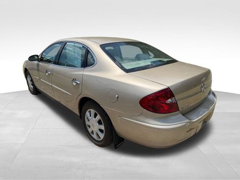 Used 2005 Buick LaCrosse CX FWD image 4