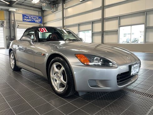 Used 2001 Honda S2000 image 29