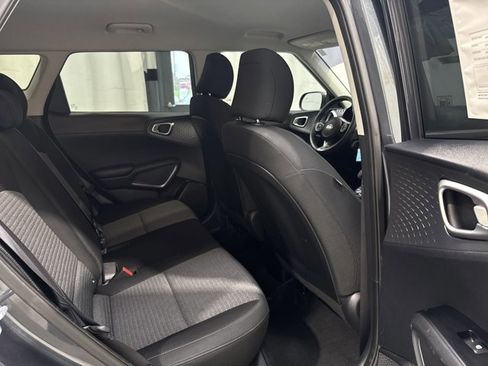 Used 2020 Kia Soul S FWD image 27