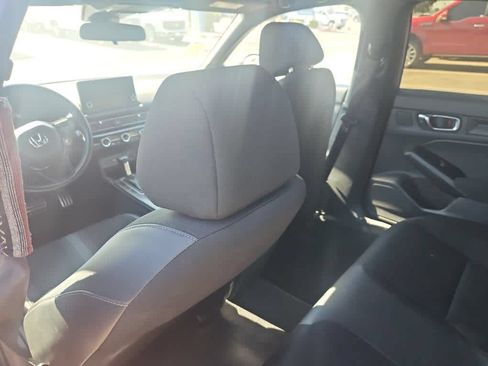 Used 2023 Honda Civic Sport image 11