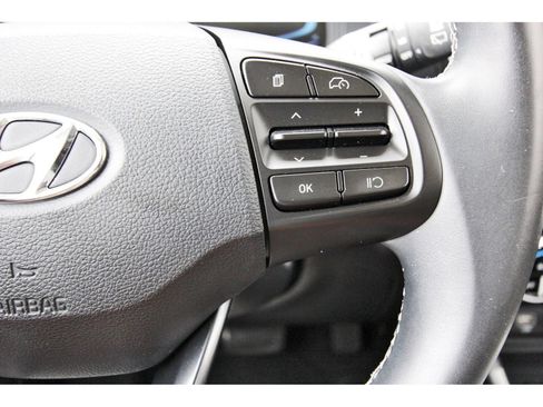 Used 2023 Hyundai Venue Limited w/ Cargo Package FWD image 20