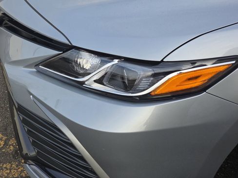 Used 2023 Toyota Camry LE image 37