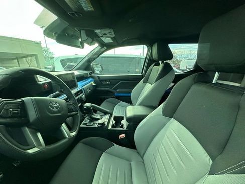 Used 2026 Toyota Tacoma TRD Sport image 8