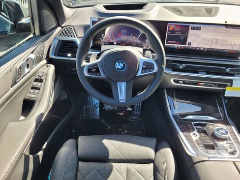 New 2026 BMW X5 xDrive50e w/ Executive Package AWD/4WD image 15