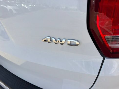 Used 2018 Ford Explorer 4WD image 10