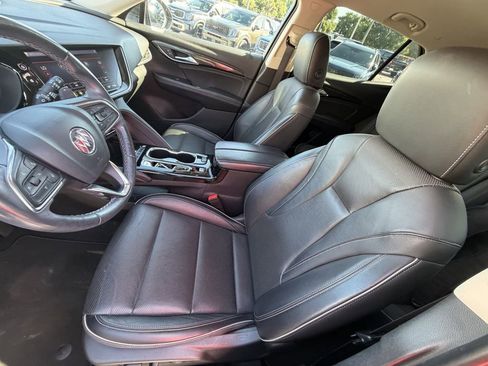 Used 2021 Buick Envision Essence w/ Sport Touring Package FWD image 20