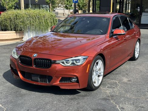Used 2018 BMW 330e RWD image 4