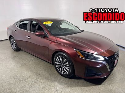 Used 2023 Nissan Altima 2.5 SV