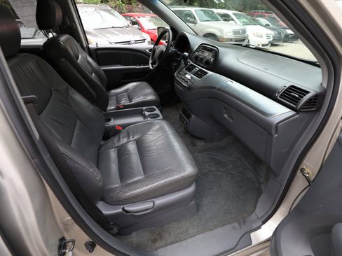 Used 2005 Honda Odyssey EX-L image 10