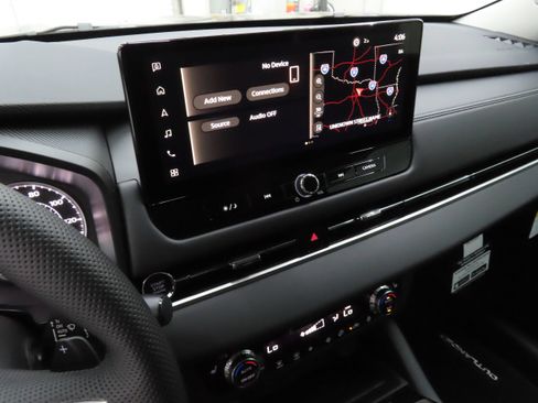 New 2026 Mitsubishi Outlander SE FWD image 13