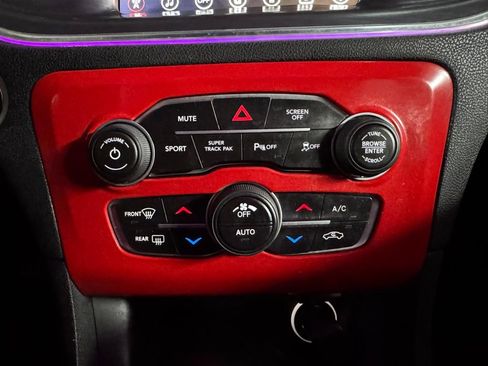 Used 2017 Dodge Charger R/T Scat Pack image 37