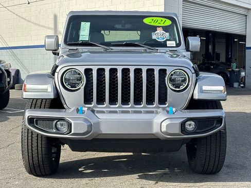 Used 2021 Jeep Wrangler Unlimited Sahara image 7