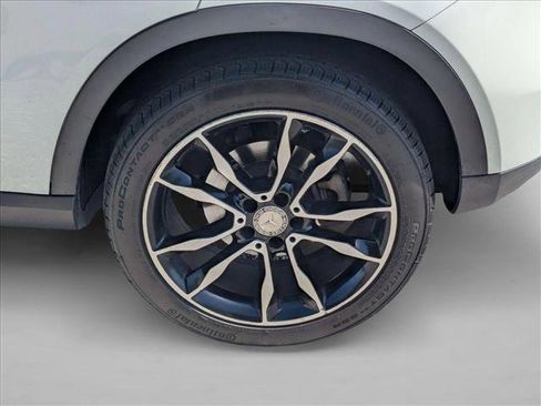 Used 2017 Mercedes-Benz GLA 250 image 8