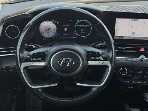 Used 2023 Hyundai Elantra Limited FWD image 19