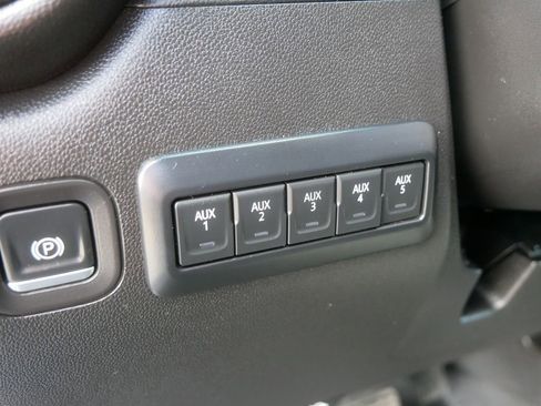 Certified 2025 Chevrolet Silverado 2500 W/T w/ WT/CX Safety Package AWD/4WD image 15