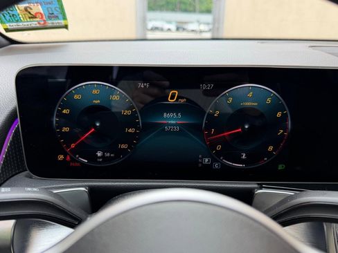 Used 2020 Mercedes-Benz GLB 250 4MATIC image 25