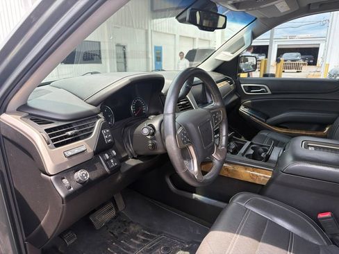 Used 2017 GMC Yukon Denali w/ Open Road Package RWD image 28