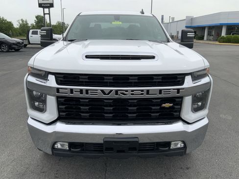 Used 2023 Chevrolet Silverado 2500 LT w/ Convenience Package AWD/4WD image 3