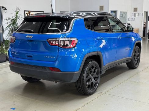 Used 2026 Jeep Compass Limited AWD/4WD image 2