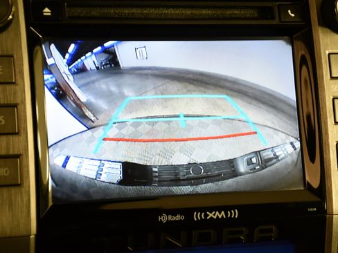 Used 2018 Toyota Tundra Limited AWD/4WD image 32