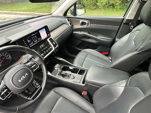 Used 2022 Kia Sorento S w/ Panoramic Sunroof Package AWD/4WD image 22