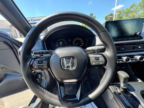 Used 2025 Honda Civic Sport image 16