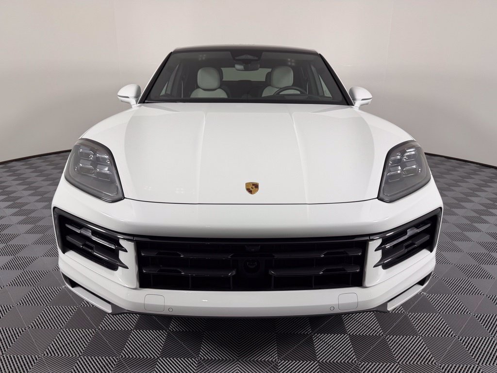 Certified 2026 Porsche Cayenne S AWD/4WD image 9