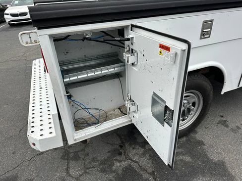 Used 2020 Ford F350 XL w/ Power Equipment Group image 27