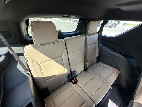 Used 2021 Chevrolet Tahoe Premier image 16