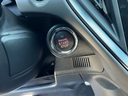Certified 2025 Subaru Crosstrek 2.5i Sport AWD/4WD image 18